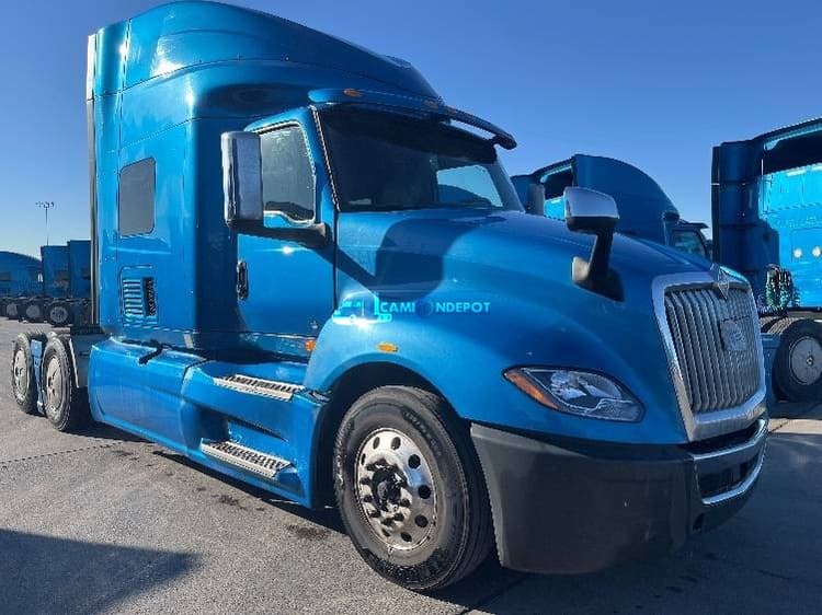 2020 International LT625 Sleeper Trucks