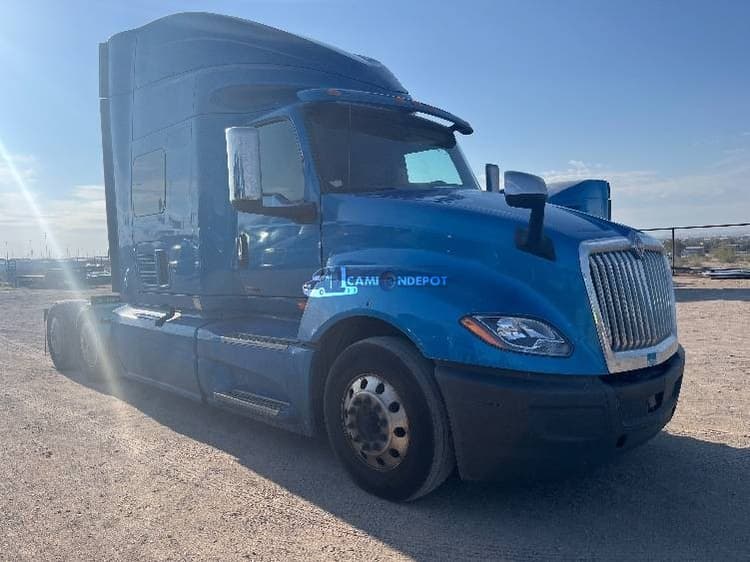 2019 International LT625 Sleeper Trucks
