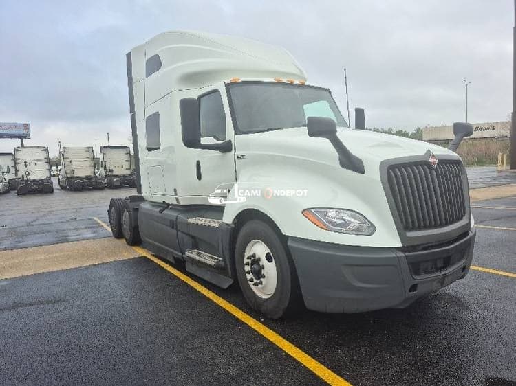 2022 International LT625 Sleeper Trucks