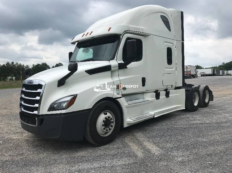 2020 Freightliner T12664ST Sleeper Trucks