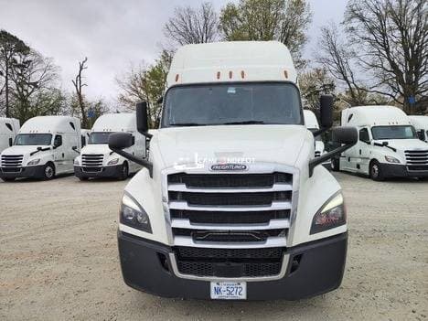 2020 Freightliner T12664ST Sleeper Trucks