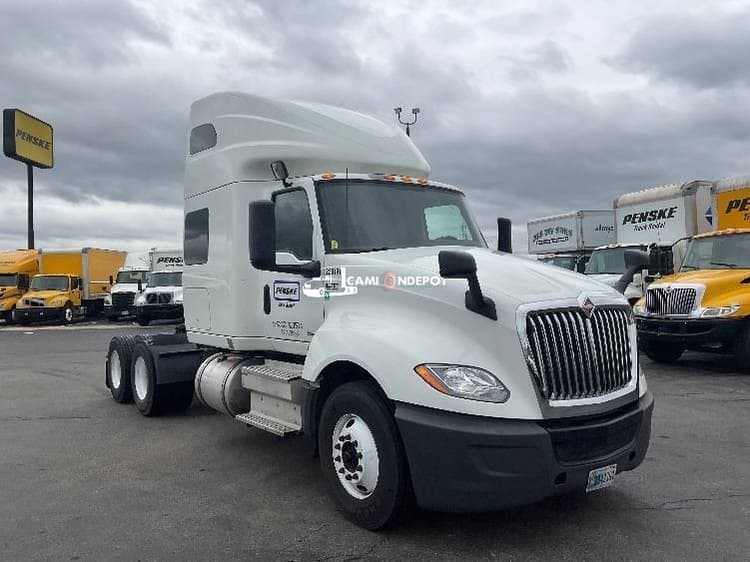 2019 International LT625 Sleeper Trucks