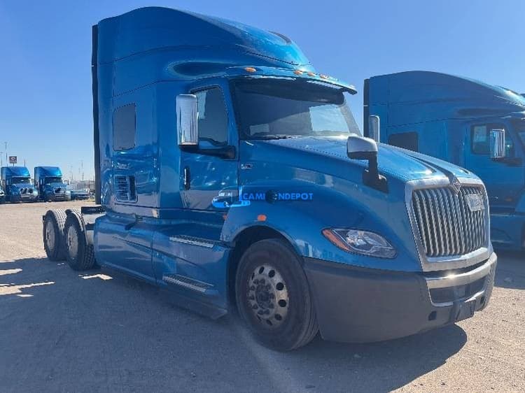 2020 International LT625 Sleeper Trucks