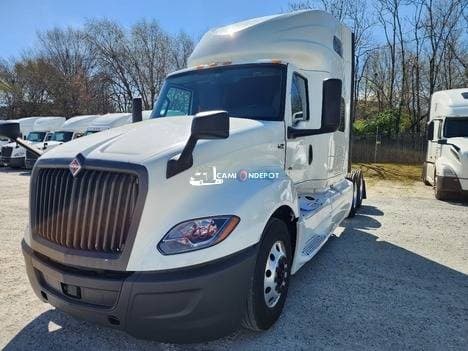 2020 International LT625 Sleeper Trucks