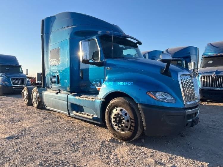 2019 International LT625 Sleeper Trucks