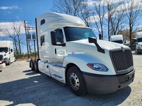 2020 International LT625 Sleeper Trucks