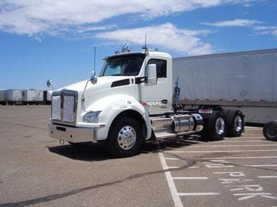 2026 Kenworth T880 Day Cab Trucks