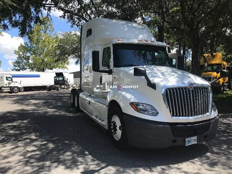 2019 International LT625 Sleeper Trucks