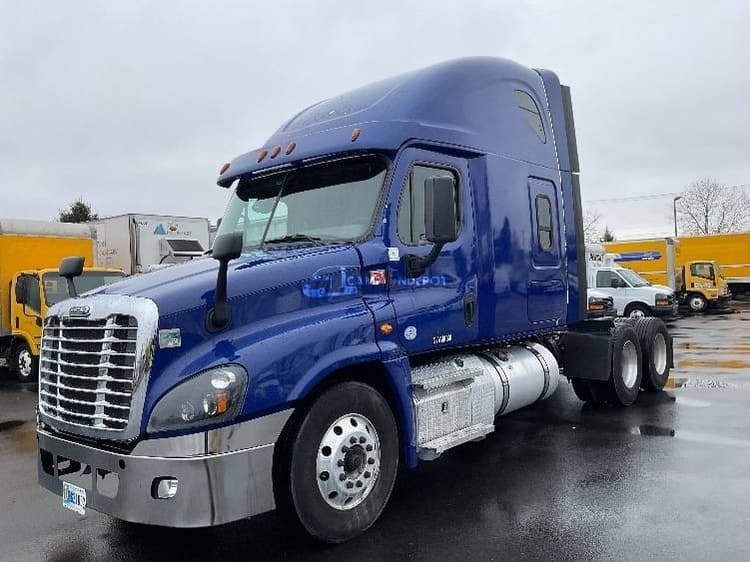 2019 Freightliner Cascadia 12564ST Sleeper Trucks