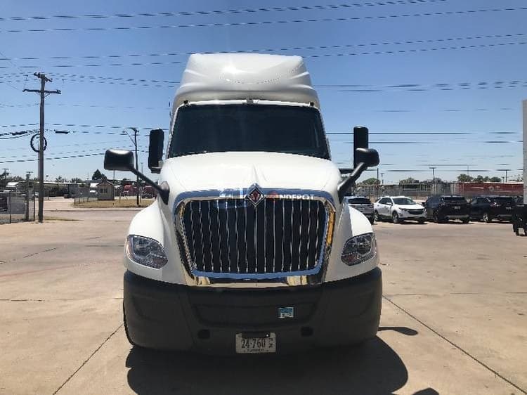 2020 International LT625 Sleeper Trucks