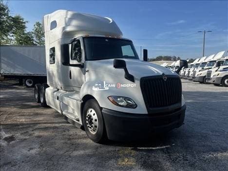 2020 International LT625 Sleeper Trucks