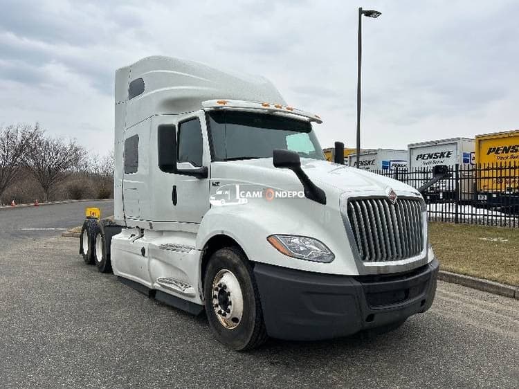 2019 International LT625 Sleeper Trucks