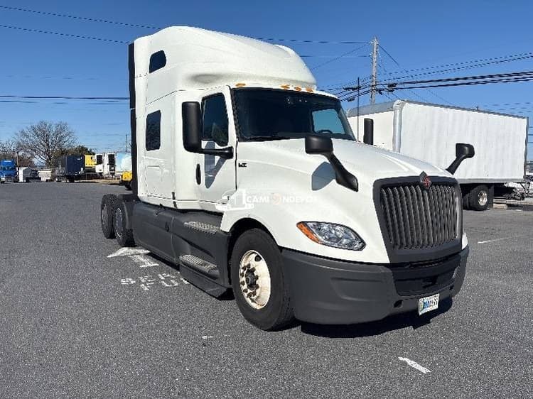 2022 International LT625 Sleeper Trucks