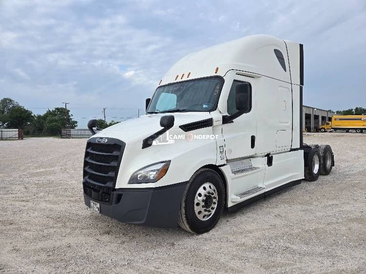 2020 Freightliner T12664ST Sleeper Trucks