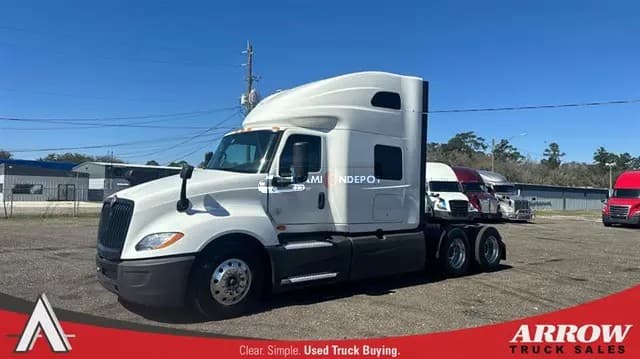 2021 International  LT Sleeper Trucks