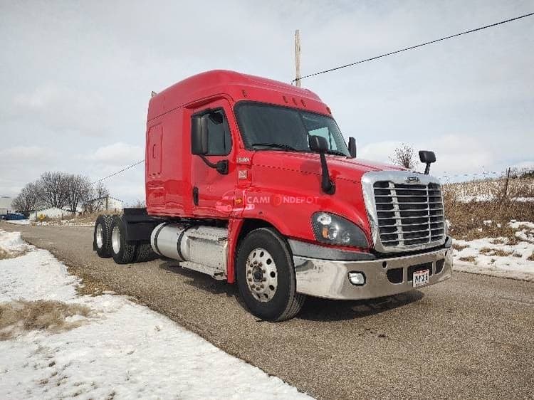 2019 Freightliner Cascadia 12564ST Sleeper Trucks