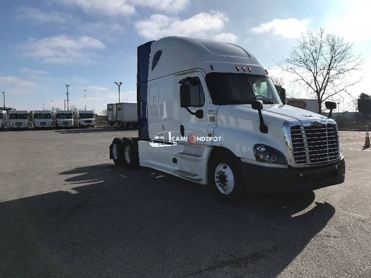 2019 Freightliner Cascadia 12564ST Sleeper Trucks
