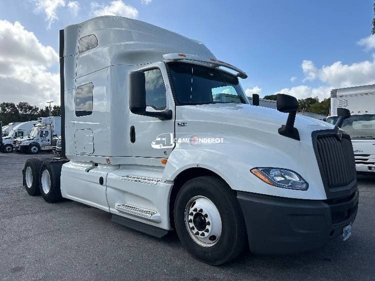 2020 International LT625 Sleeper Trucks