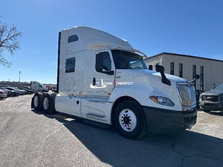 2019 International LT625 Sleeper Trucks