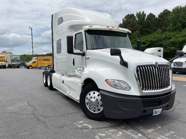 2020 International LT625 Sleeper Trucks