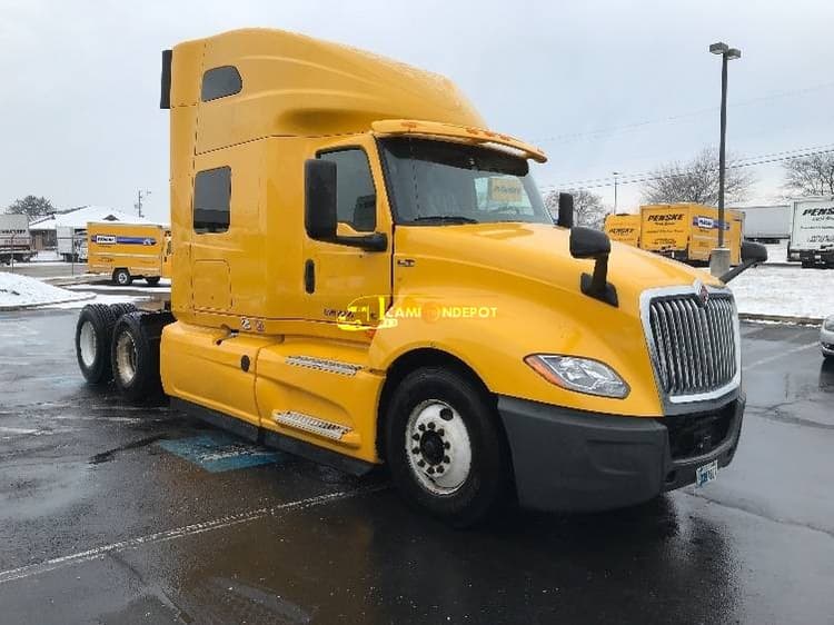 2020 International LT625 Sleeper Trucks