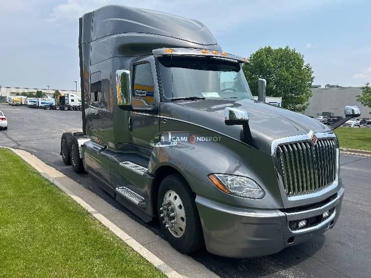 2020 International LT625 Sleeper Trucks