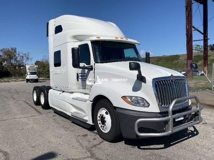 2020 International LT625 Sleeper Trucks