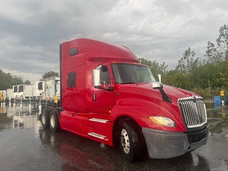 2019 International LT625 Sleeper Trucks
