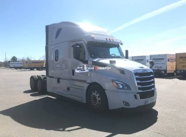 2019 Freightliner T12664ST Sleeper Trucks