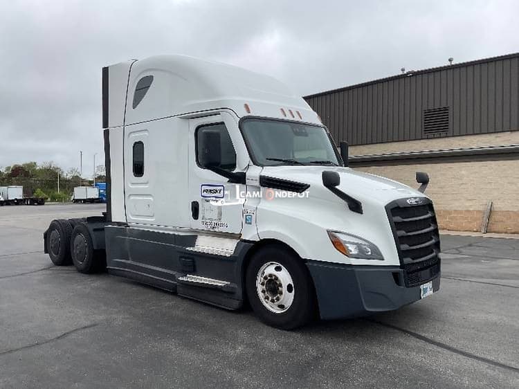 2020 Freightliner T12664ST Sleeper Trucks