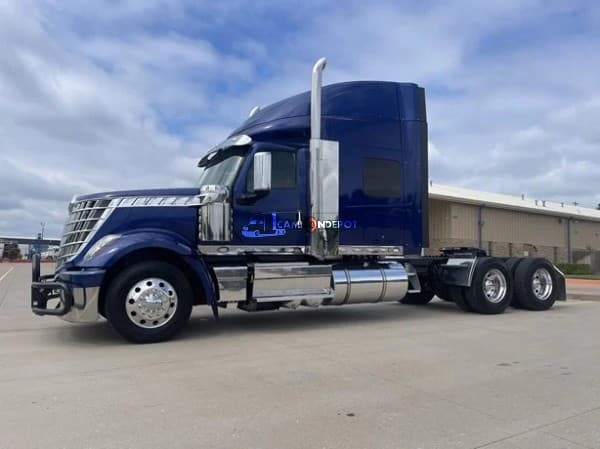 2021 International LONESTAR Sleeper Trucks