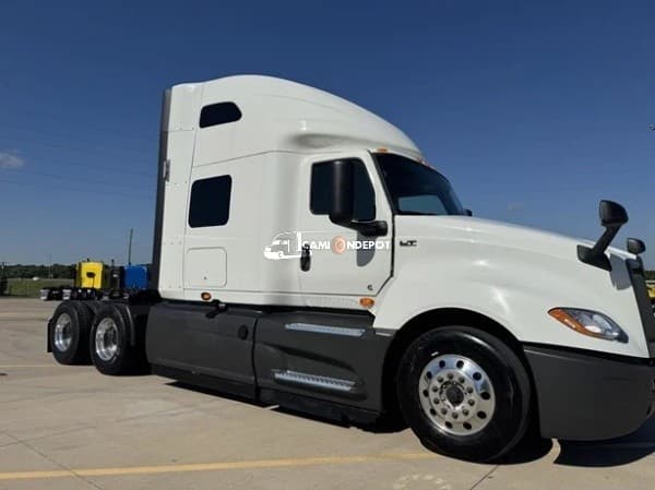2021 International LT Sleeper Trucks