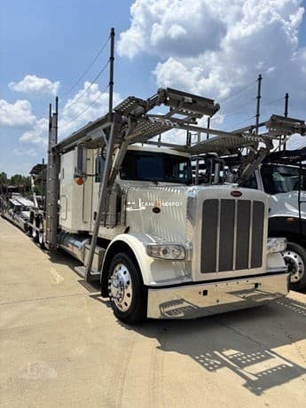 2020 Peterbilt 389 Car Hauler Trucks
