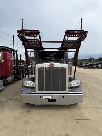 2020 Peterbilt 389 Car Hauler Trucks
