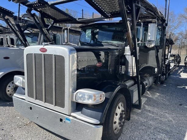 2020 Peterbilt 389 Car Hauler Trucks