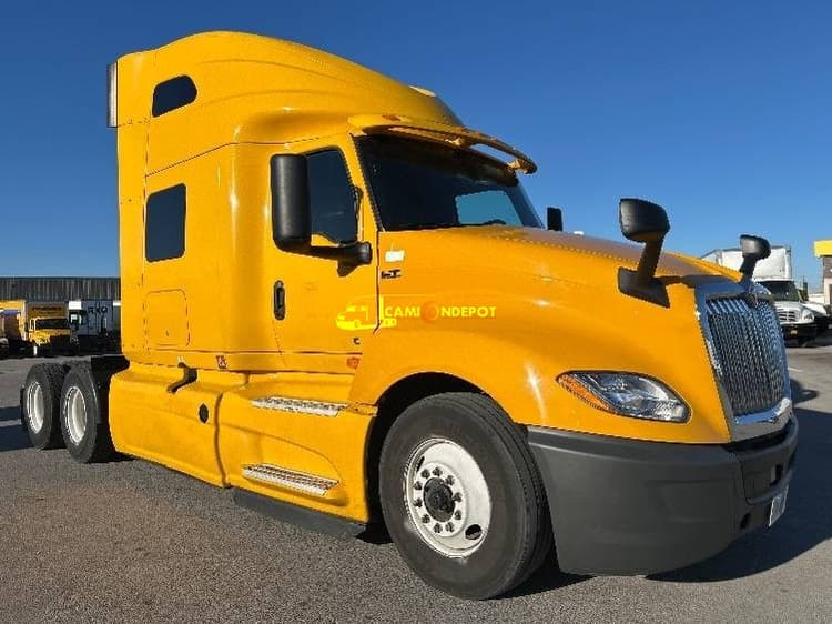 2020 International LT625 Sleeper Trucks