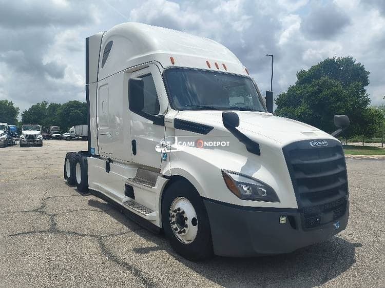 2021 Freightliner T12664ST Sleeper Trucks