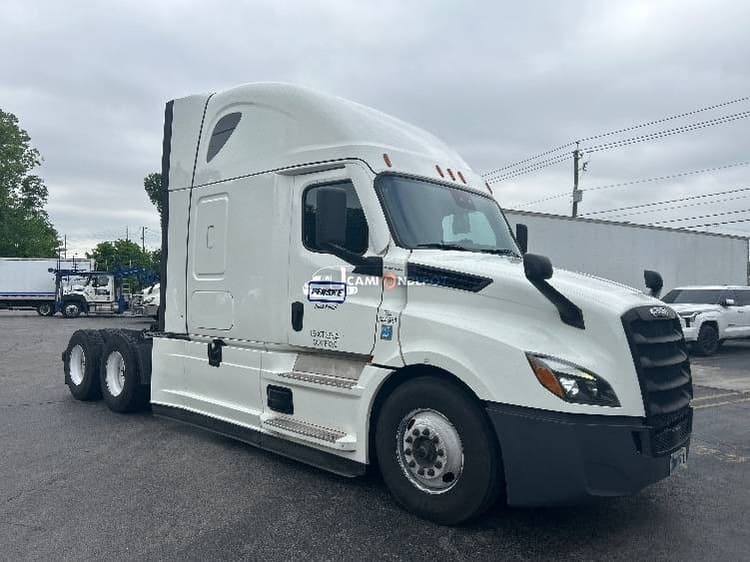 2021 Freightliner T12664ST Sleeper Trucks