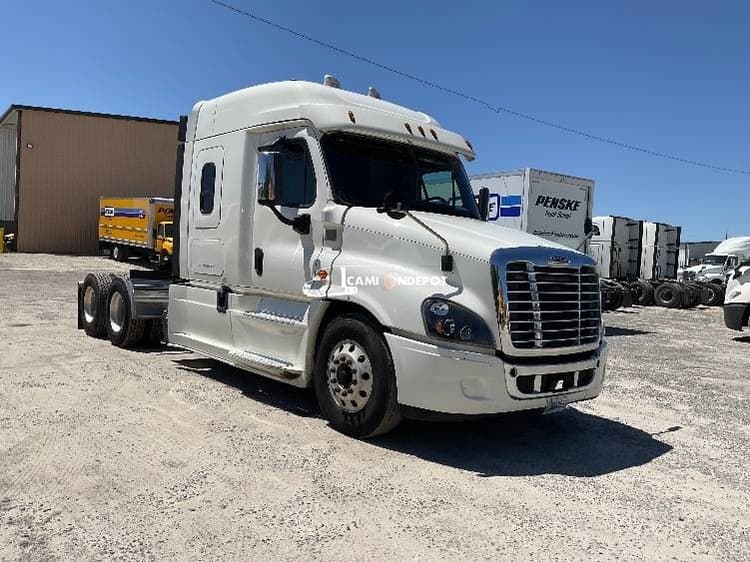 2019 Freightliner Cascadia 12564ST Sleeper Trucks