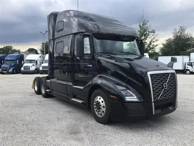 2019 Volvo VNL 860 Sleeper Trucks
