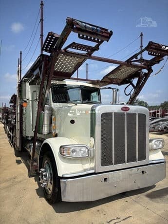 2020 Peterbilt 389 Car Hauler Trucks