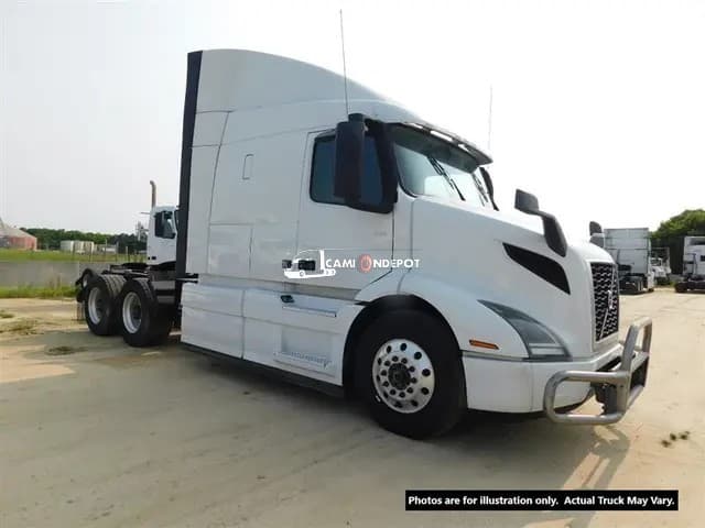 2019 Volvo 61 Sleeper Trucks
