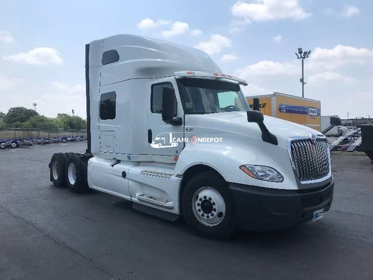 2020 International LT625 Sleeper Trucks