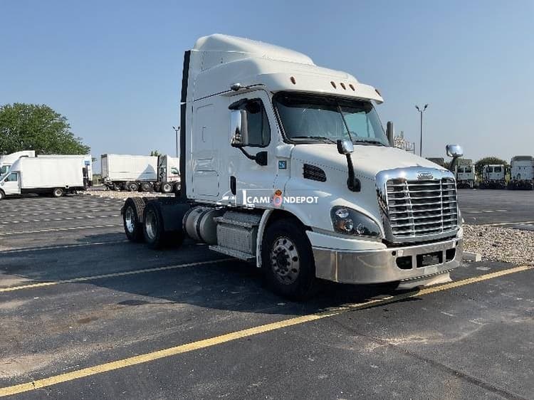 2019 Freightliner Cascadia 11364ST Sleeper Trucks