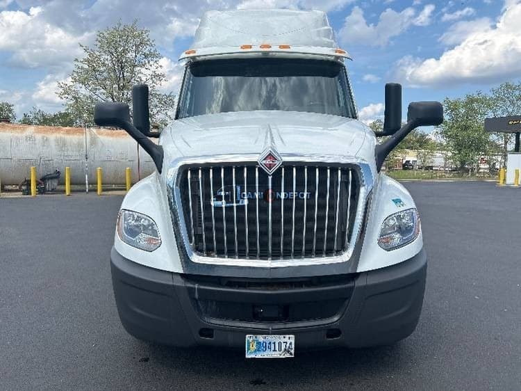 2020 International LT625 Sleeper Trucks