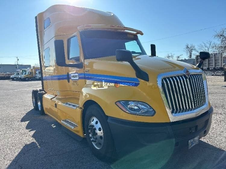 2020 International LT625 Sleeper Trucks