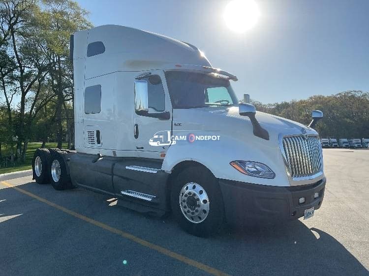 2020 International LT625 Sleeper Trucks