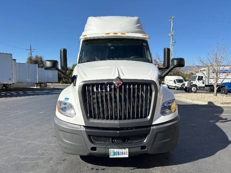 2020 International LT625 Sleeper Trucks