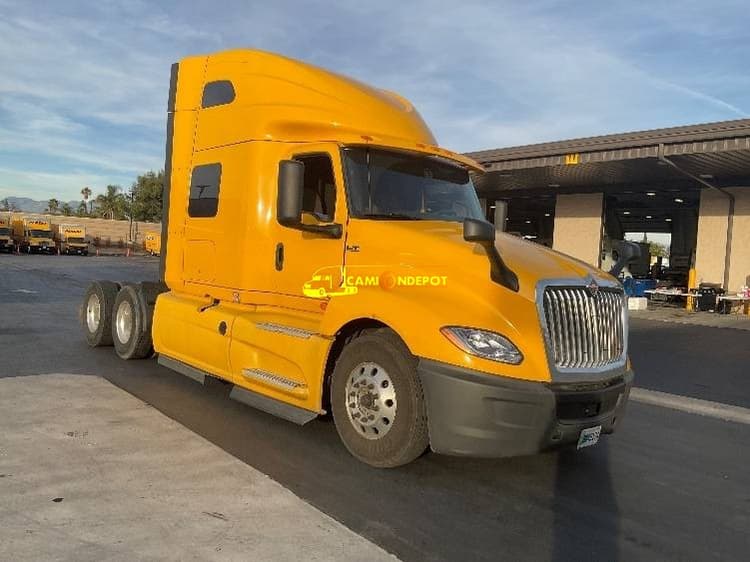 2020 International LT625 Sleeper Trucks