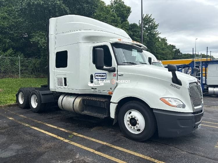 2019 International LT625 Sleeper Trucks